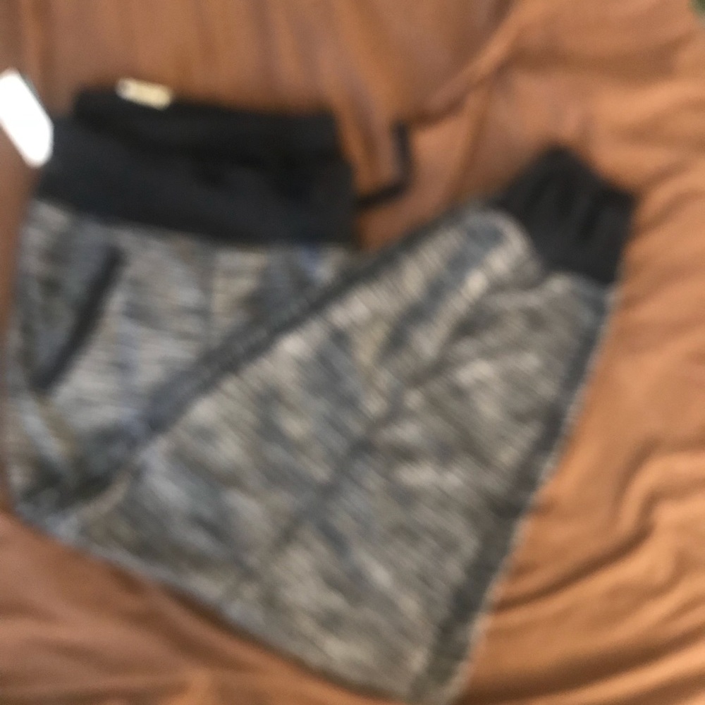 Lane Bryant active line - Picture 4 of 6